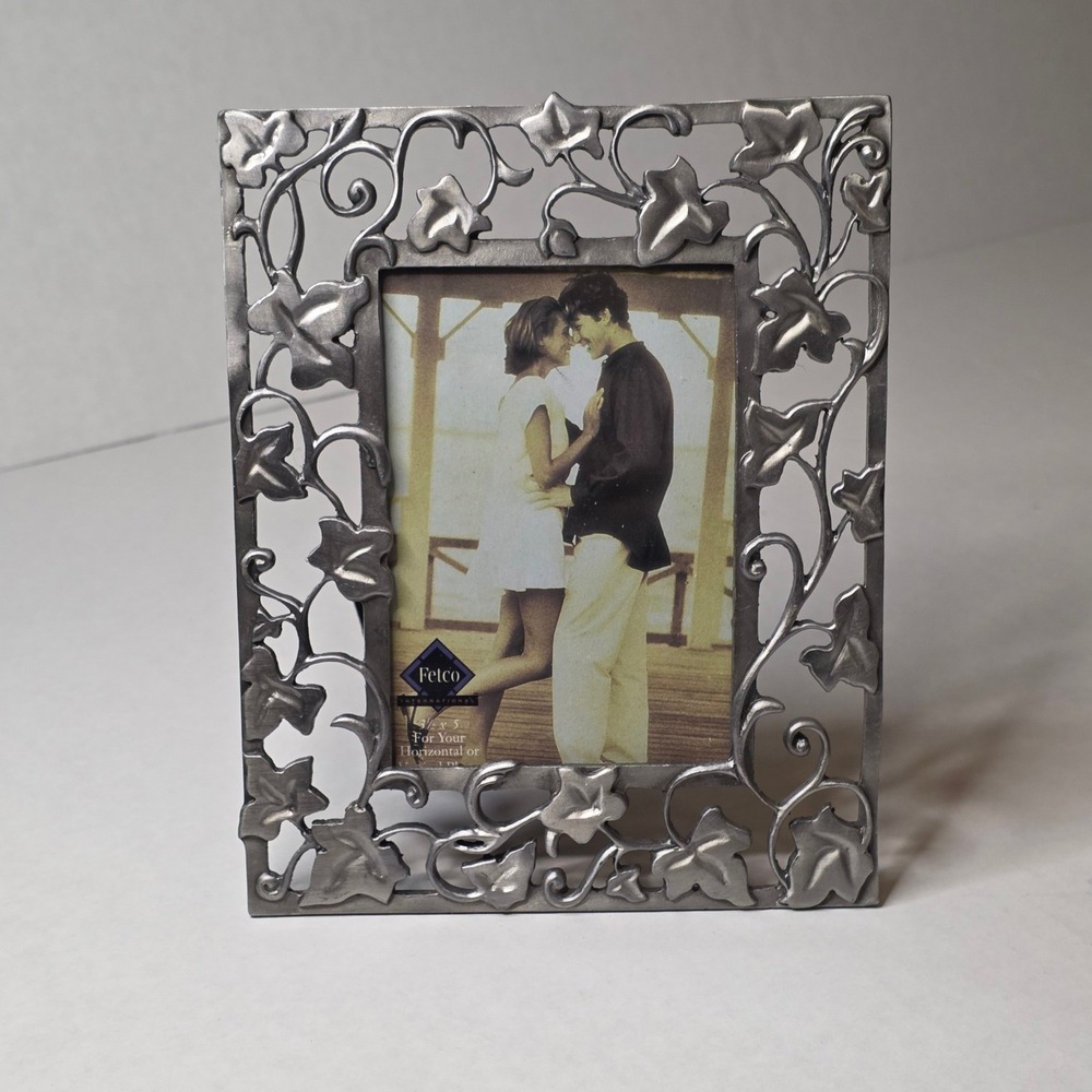 Fetco International Silver Ivy Leaf Filigree 3.5x5 Photo Frame Pewter Tone Metal